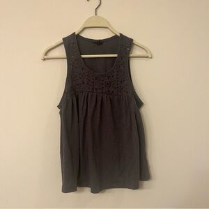Dark grey Aéropostale embroidered loose tank top women’s medium